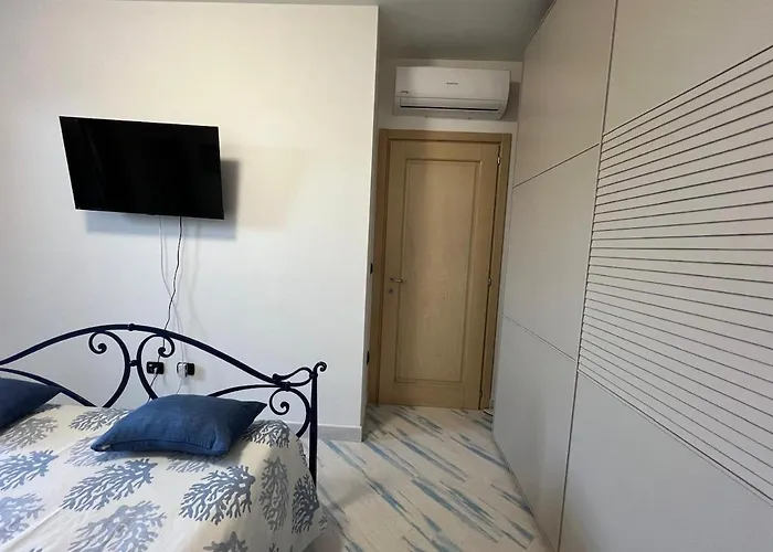 Coastal Paradise Апартаменты *